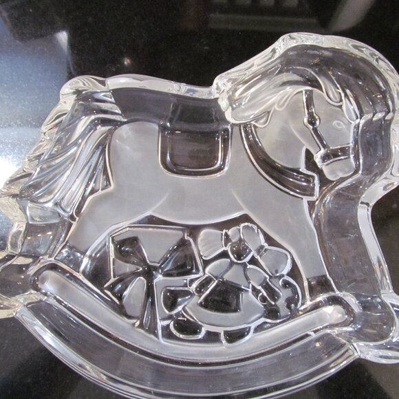Mikasa Rocking Horse Glass Bowl 7-1/2" w its box - Picture 5 of 16